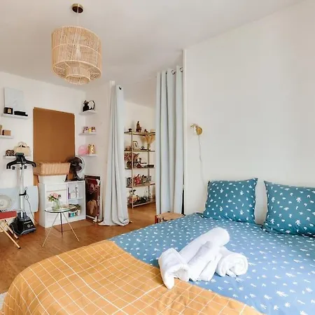 Lovely 1 Bedroom Flat Near Colonel Fabien Metro Station Appartement Parijs